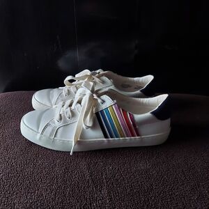 Women's tennis sneaks